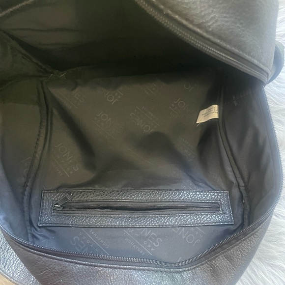 Jones New York Faux Leather backpack - Picture 3 of 8